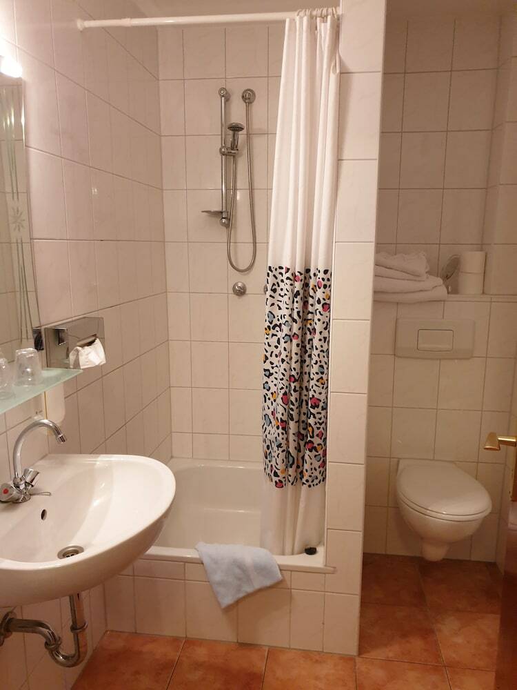 Land-gut-hotel Rasthaus Schackendorf