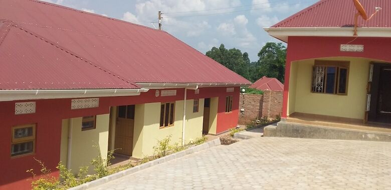 Hoima Breeze Hotel
