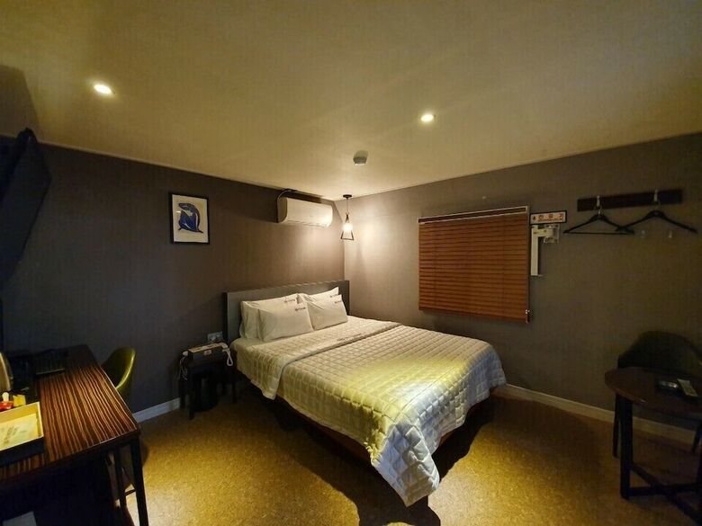 Ts Hotel
