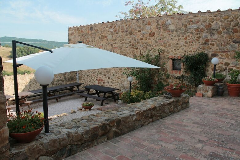 Agroturismo La Rocca Delle Pigne