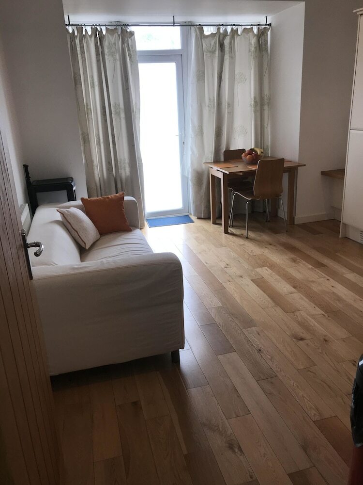 Apartamentos Pearl Court