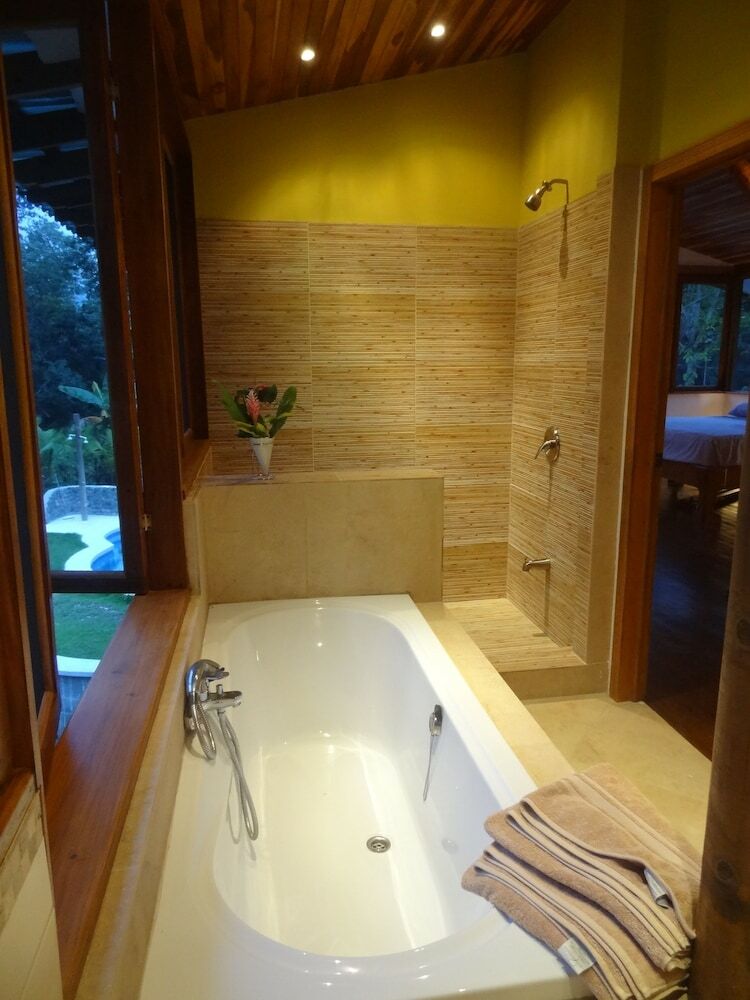 Hotel Casa Aba Matapalo