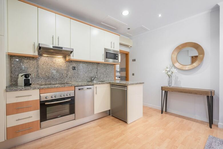 Apartamentos Iloftmalaga Andr�s P�rez