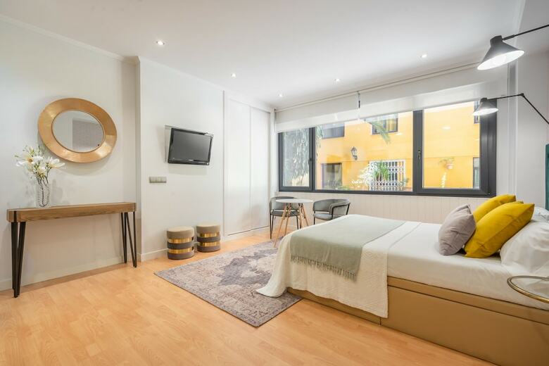 Apartamentos Iloftmalaga Andr�s P�rez