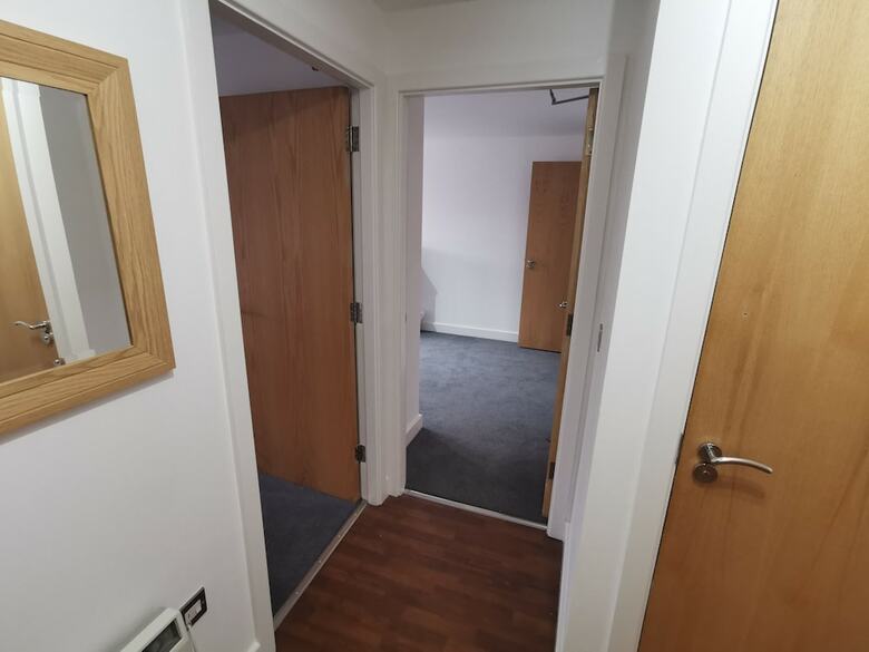 Voyager Apartments Sleeps 6 Parking