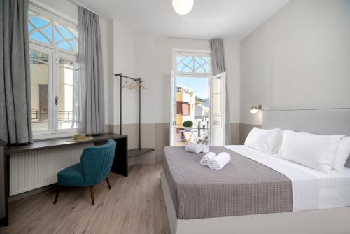 Hotel Plaka Arch Suites