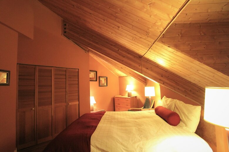Rainbow Suites By Whistler Retreats
