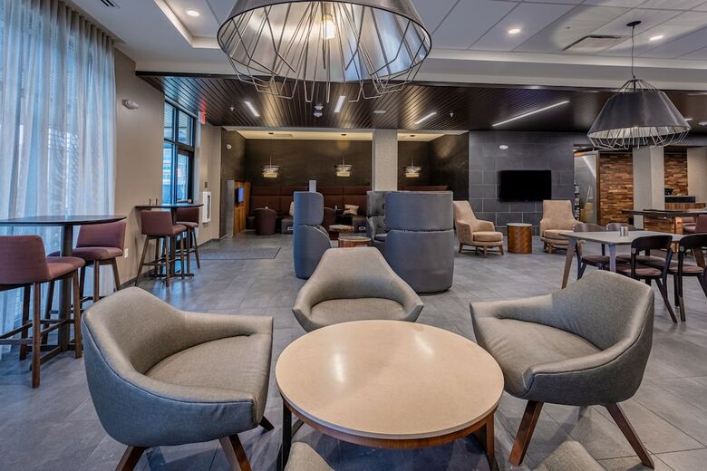 Hotel Courtyard By Marriott  East Lansing Okemos