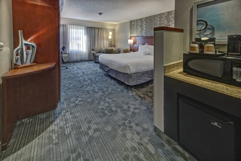 Hotel Courtyard By Marriott Alexandria