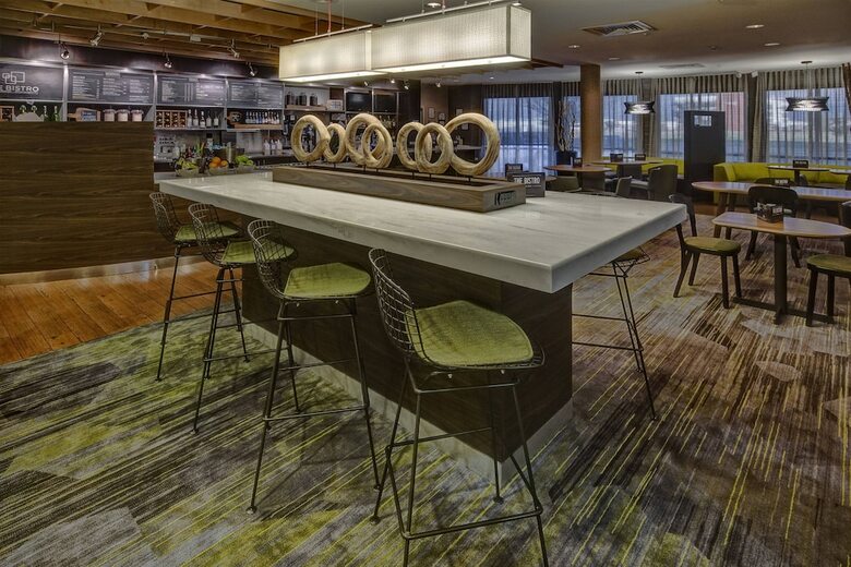 Hotel Courtyard By Marriott Alexandria