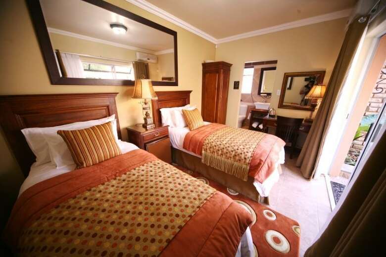 Hotel Le Cozmo Guest House