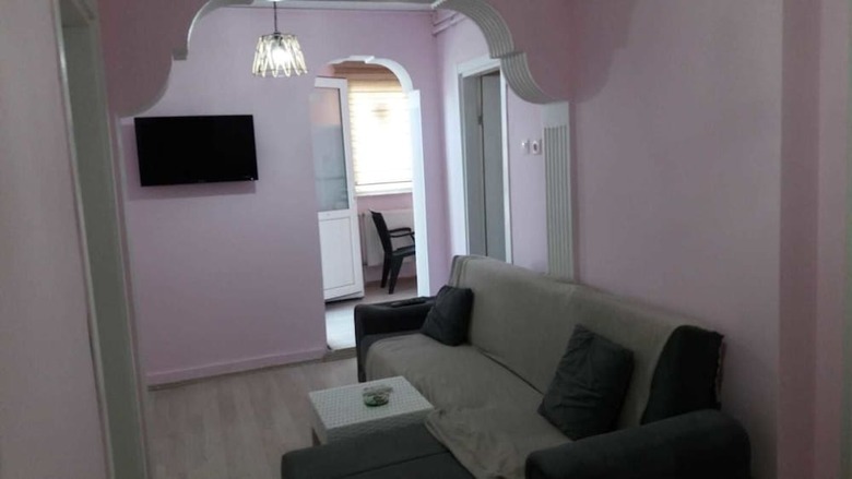 Zeytin Apart