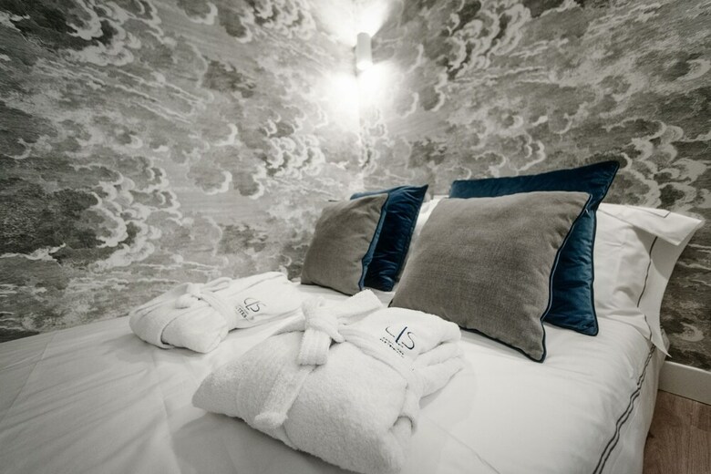 Apartamento Como Lake Suites