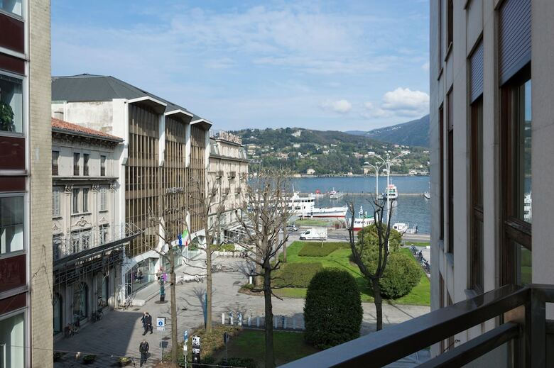 Apartamento Como Lake Suites