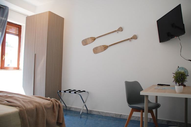Hotel Bari Rooms Central Station