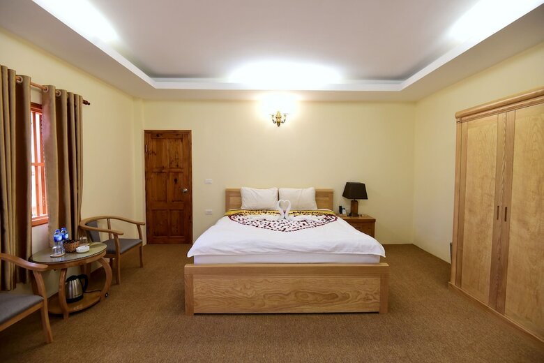 Hotel Paragon Hill Resort