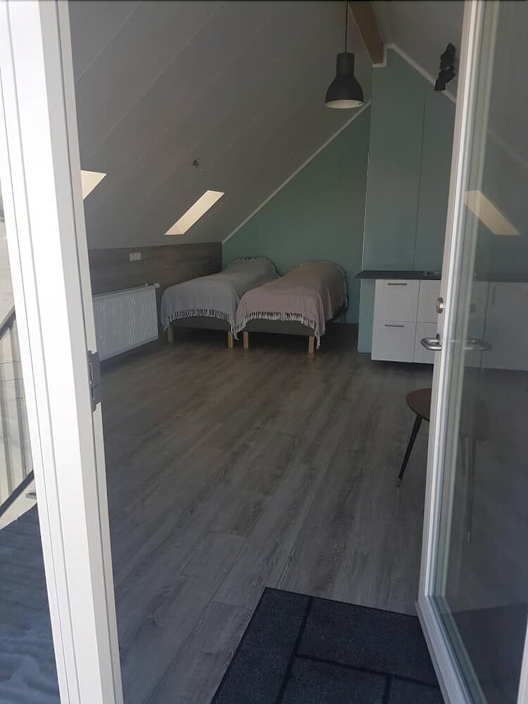 Hotel Br�nir