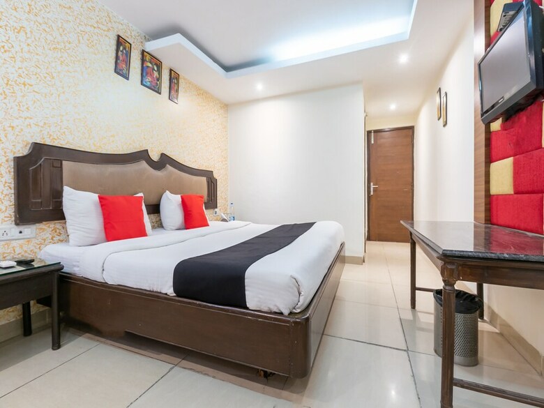 Capital O 26351 Hotel Classic Residency