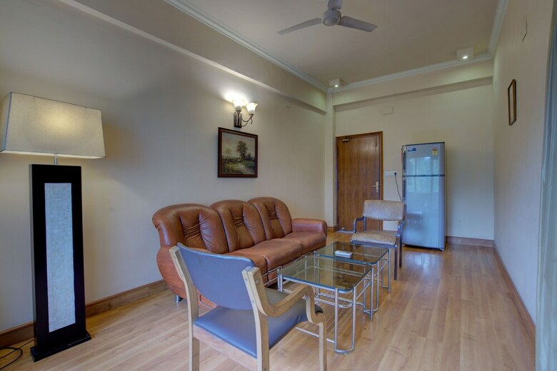Capital O 43843 Hotel Blue Diamond
