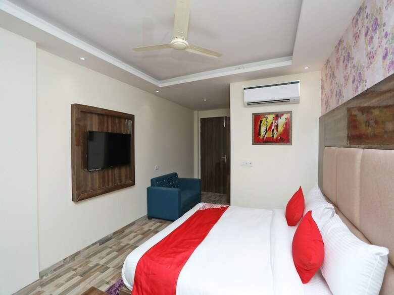 Hotel Oyo 22988 Smart Suites