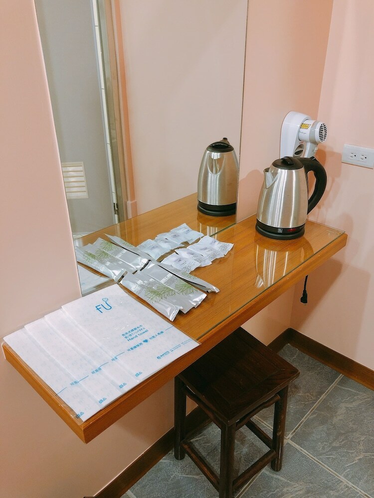 Bed & Breakfast Tl.tea Hostel