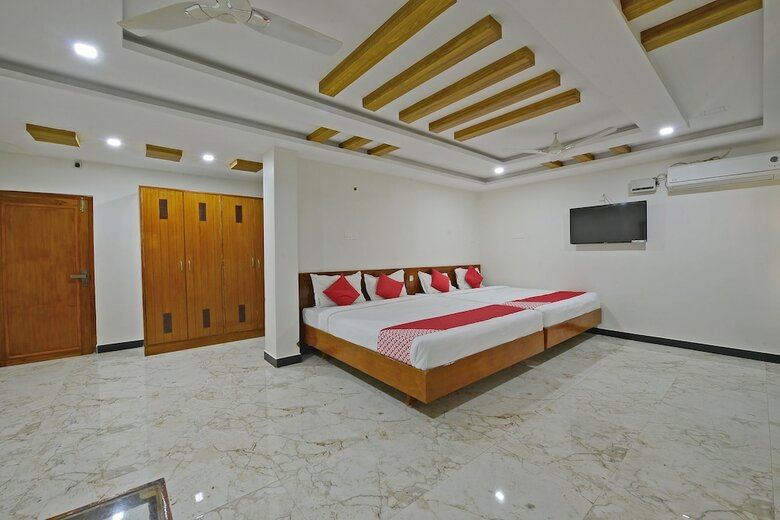 Hotel Oyo 29577 Raja Rajeswari Tower