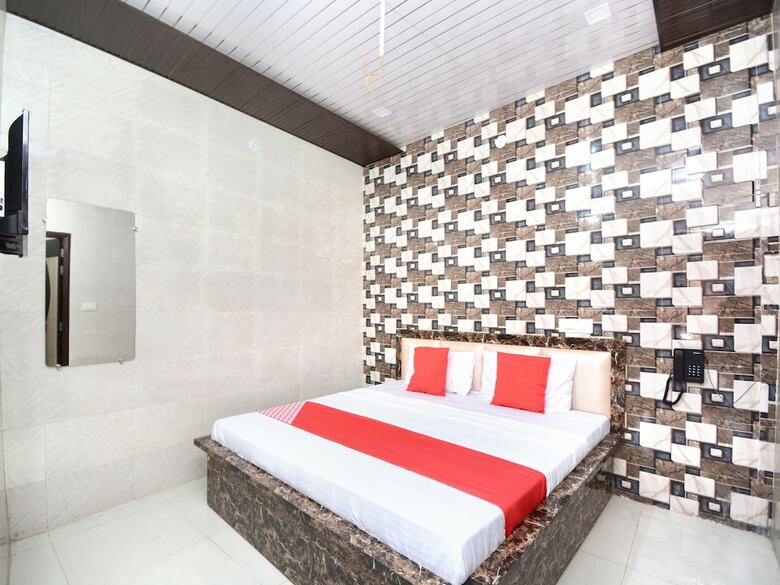 Hotel Oyo 29846 Abhayveer B&B