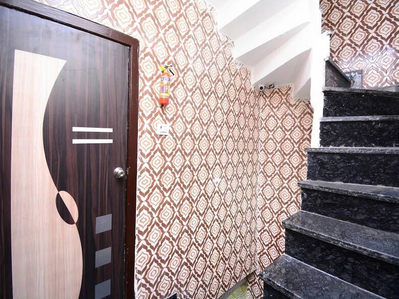 Hotel Oyo 29846 Abhayveer B&B