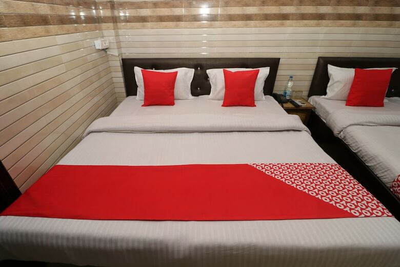 Oyo 28409 Hotel Big City