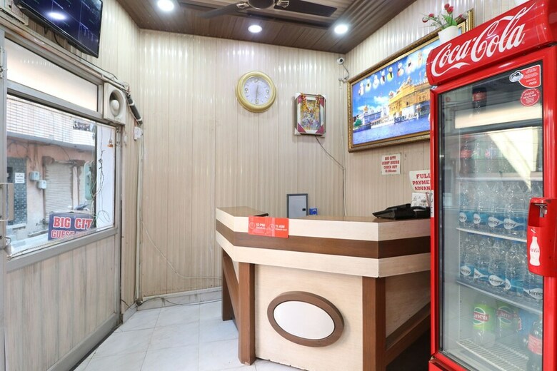 Oyo 28409 Hotel Big City