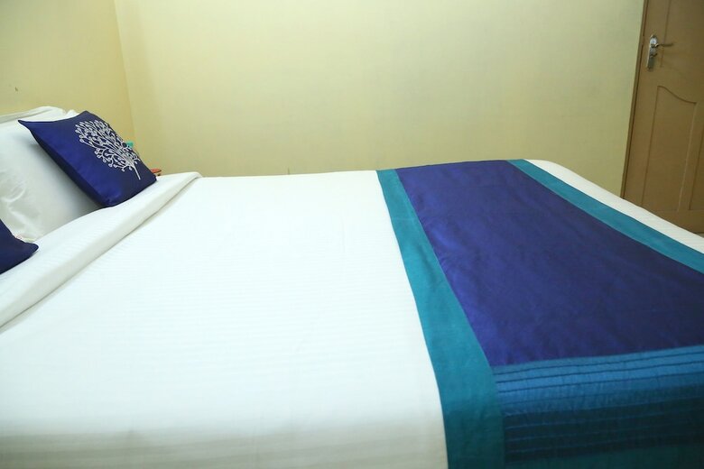 Hotel Oyo 28750 Ramas Residency