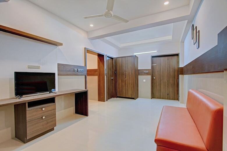 Capital O 26230 Hotel Nirvikalpa