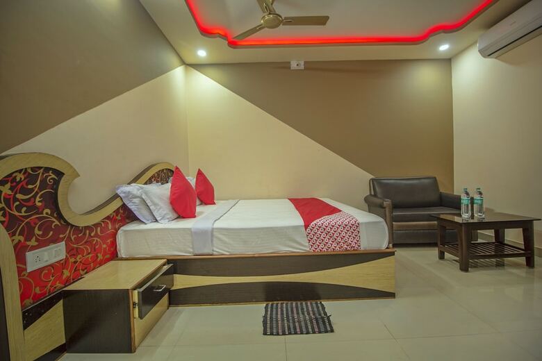 Hotel Oyo 29778 Panchadeep Bhawan