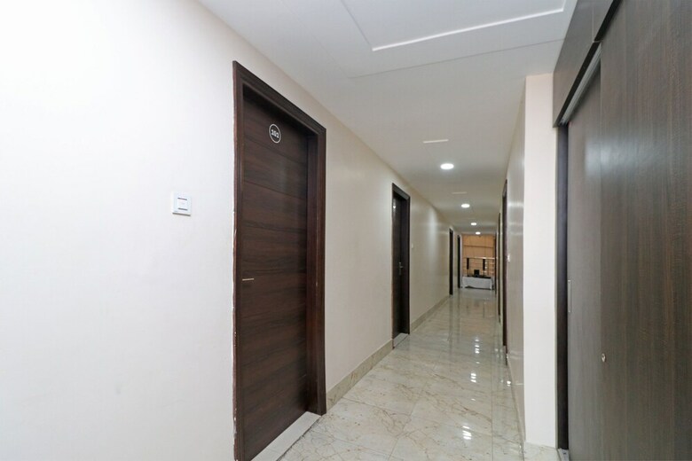 Oyo 30439 Hotel Yamuna Residency