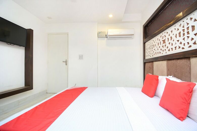 Oyo 30999 Hotel Vaishno