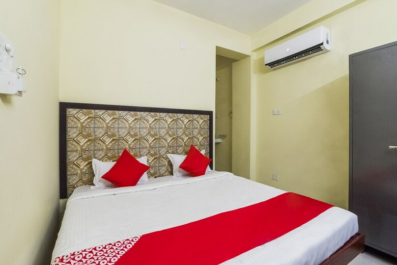 Hotel Oyo 35753 Rk Residency