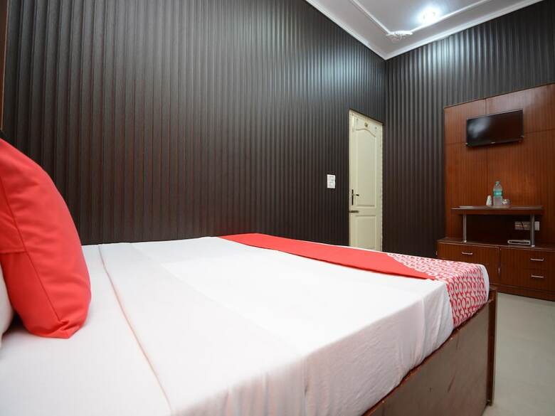 Hotel Oyo 36054 Nanda Lodge