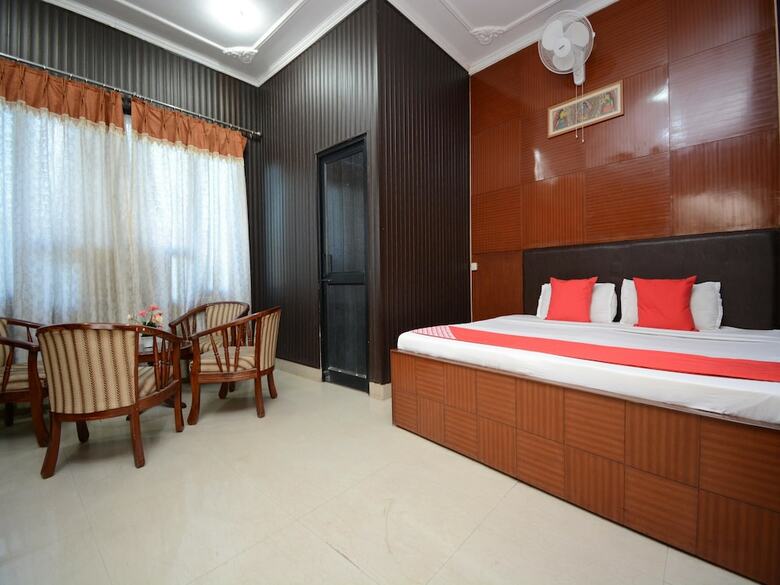 Hotel Oyo 36054 Nanda Lodge