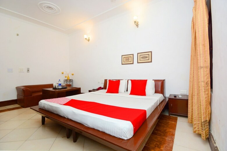 Hotel Oyo 37208 Dlm Valley Resorts