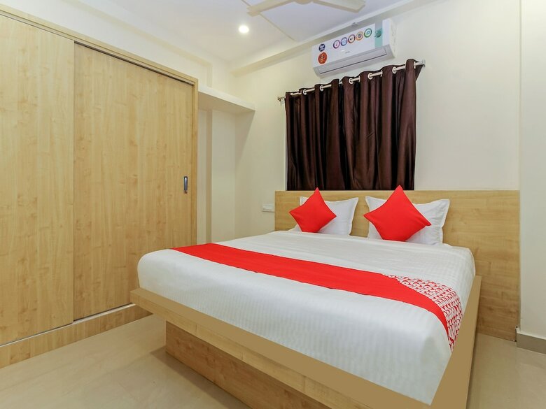 Hotel Oyo 37762 Hyvin Suites