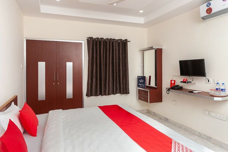 Hotel Oyo 38033 Le Mint
