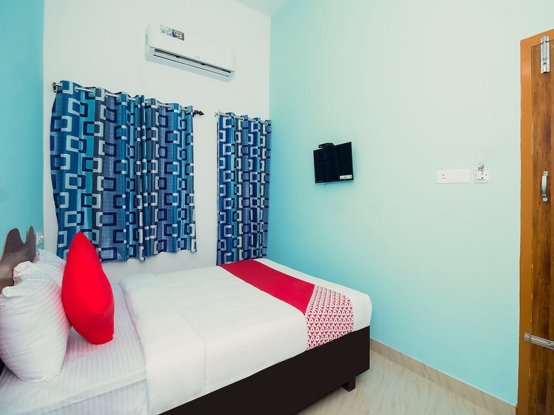 Oyo 37776 Hotel Royal King