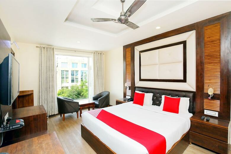 Oyo 40111 Hotel North Inn