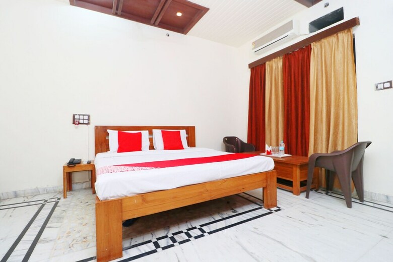 Oyo 40006 Hotel Kk Residency