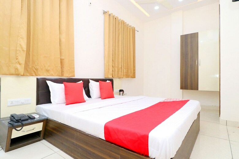 Hotel Oyo 39759 Kesari Root