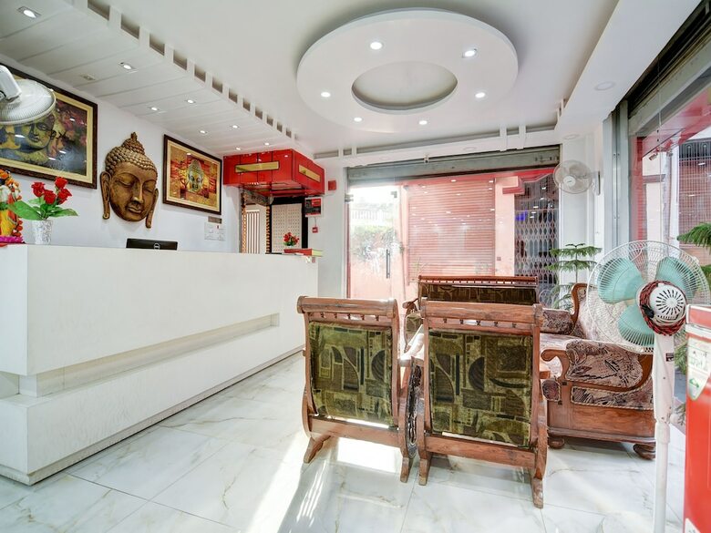 Hotel Oyo 38853 S Sumangalam Palace