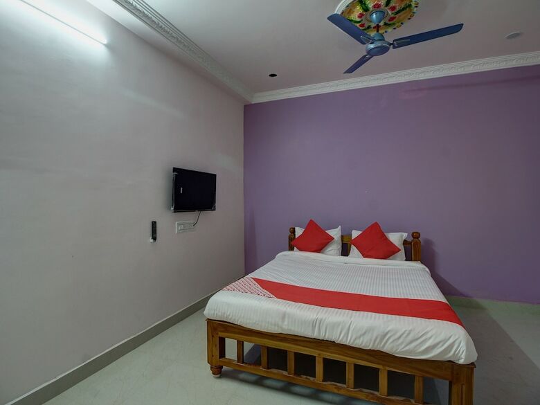 Hotel Oyo 39666 Jms Guest House