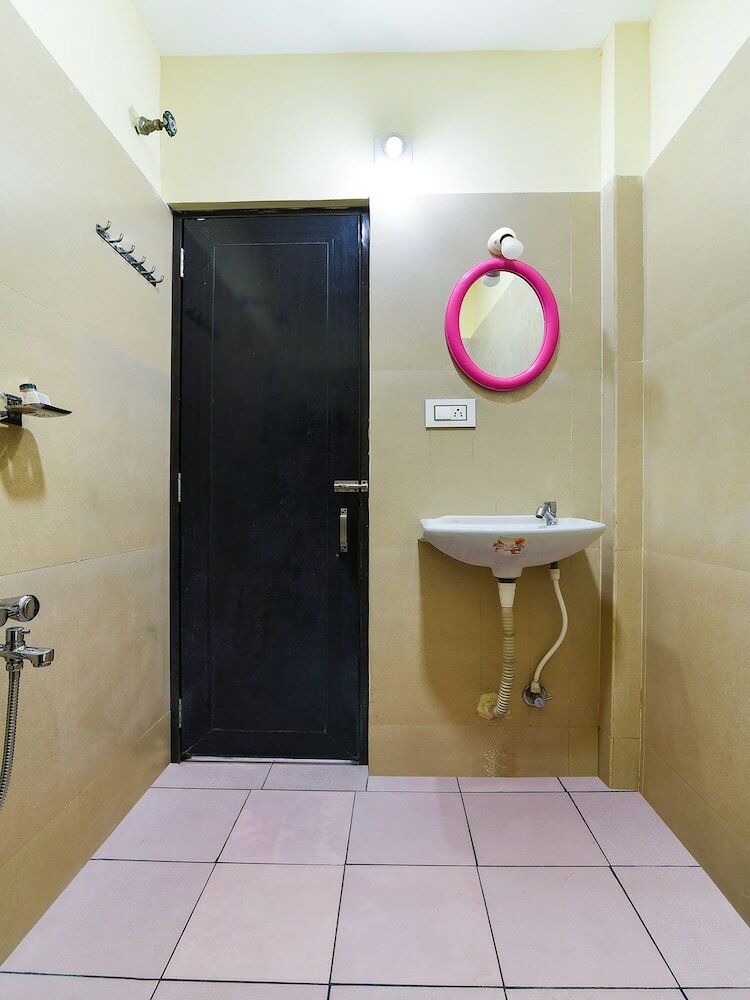 Hotel Oyo 40717 Sai Priya Residency