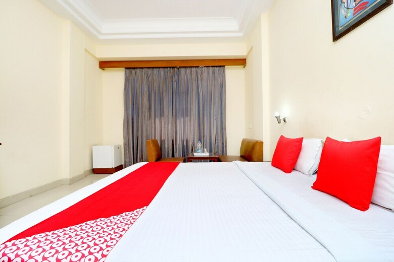 Oyo 43237 Hotel Park Inn