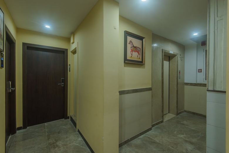 Hotel Oyo Flagship 15439 Colaba